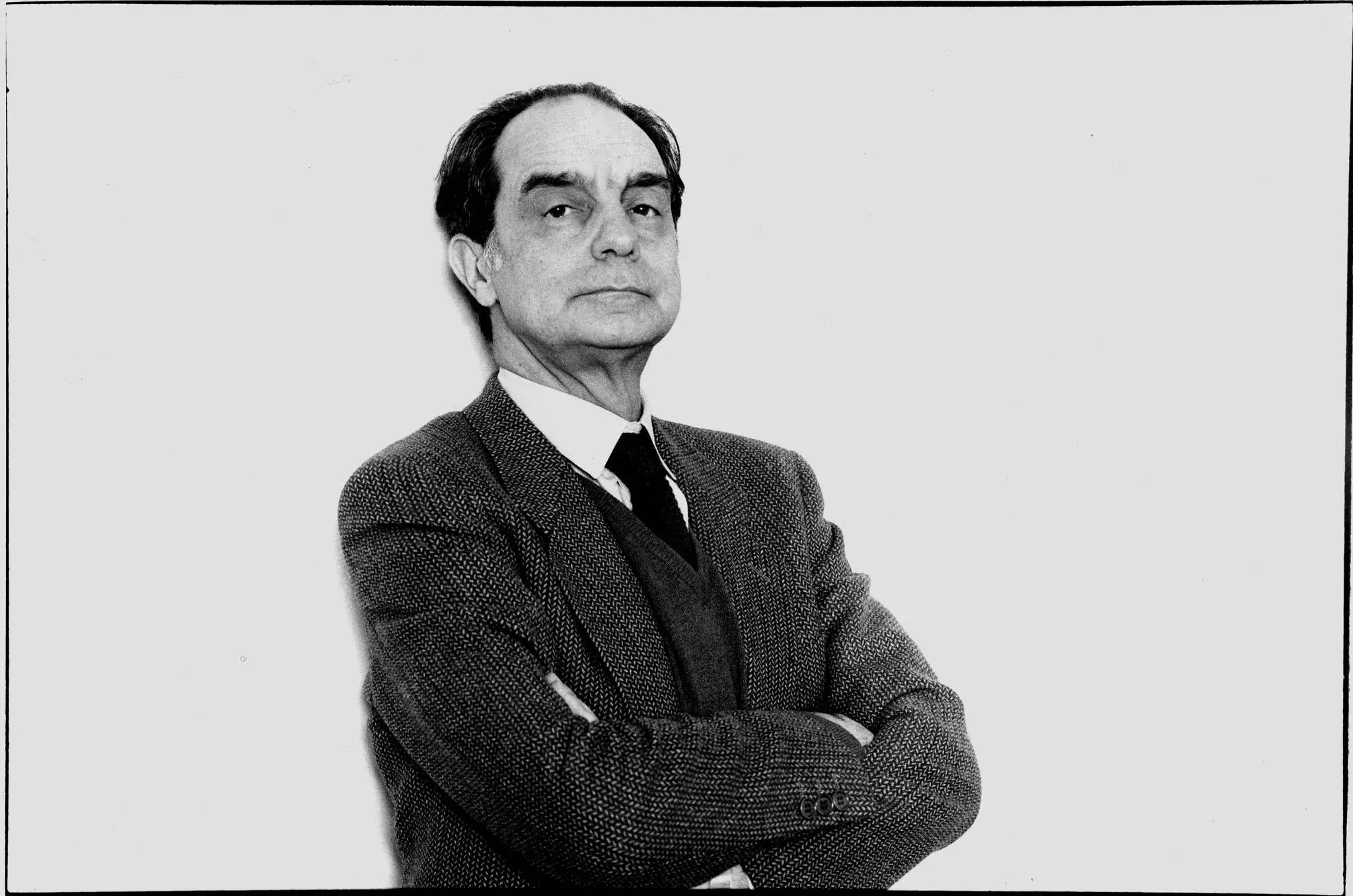 Italo Calvino: The Architect of Imaginary Worlds