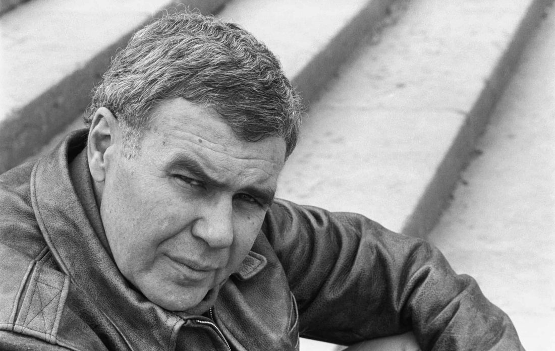 Brief Encounters: Raymond Carver and the Economics of American Emotion